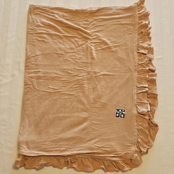 Kickee Pants Ruffled Baby Blanket, EUC - Picture 2 of 11